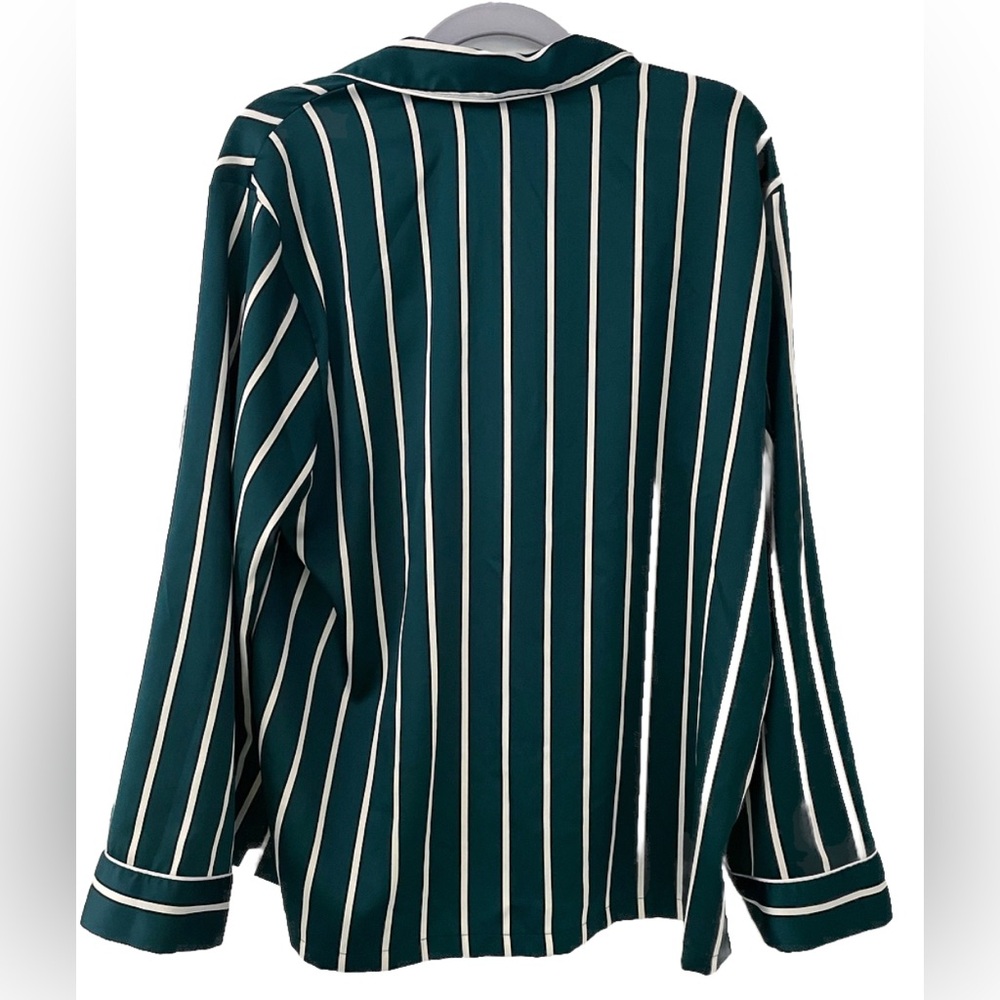 Victoria’s Secret Satin Long Sleeve Pajama Top Women’s M Green/White Striped - Picture 2 of 7